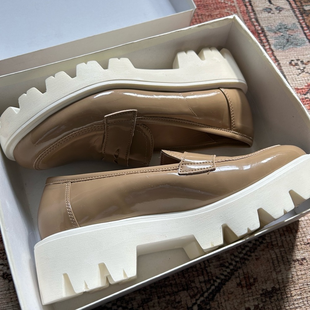 Patent leather loafer